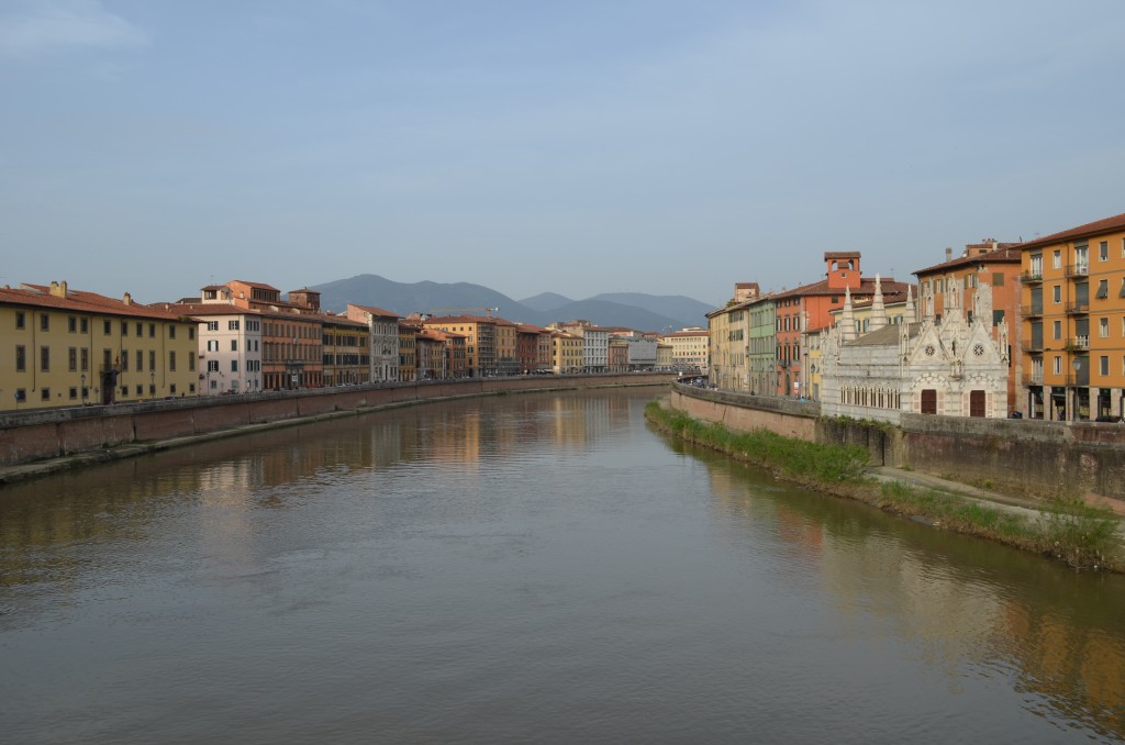 River view from a Pisa bridge