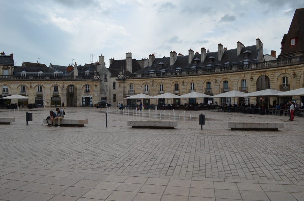 Dijon Square and Fountains